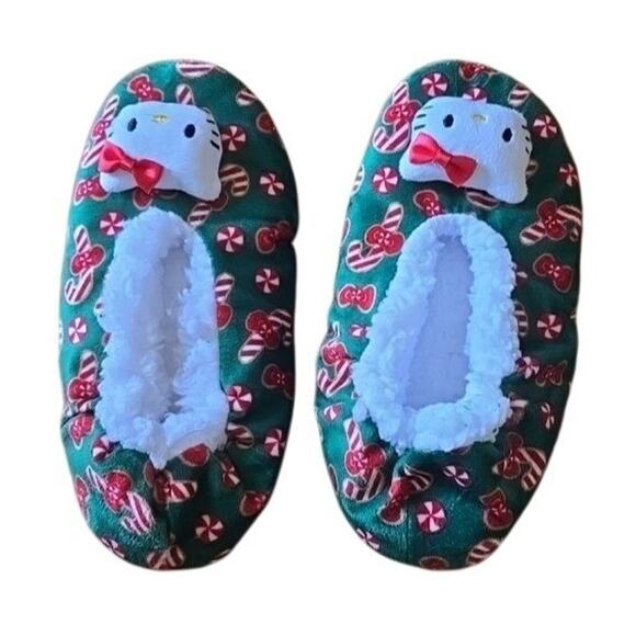 Hello Kitty Womens Holiday Fuzzy Babba Slipper Socks Green Candy Print Size 7-9. - Picture 4 of 13